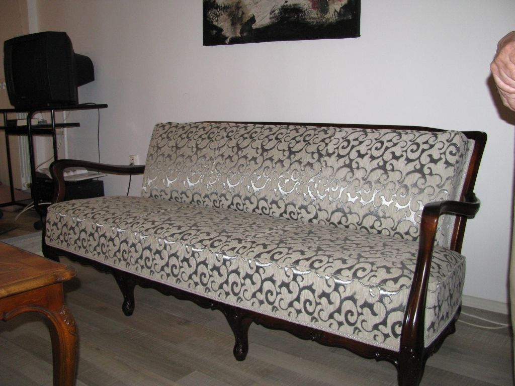 Tapaciranje dvoseda i troseda