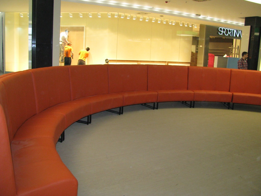 Tapaciranje ugaonih garnitura